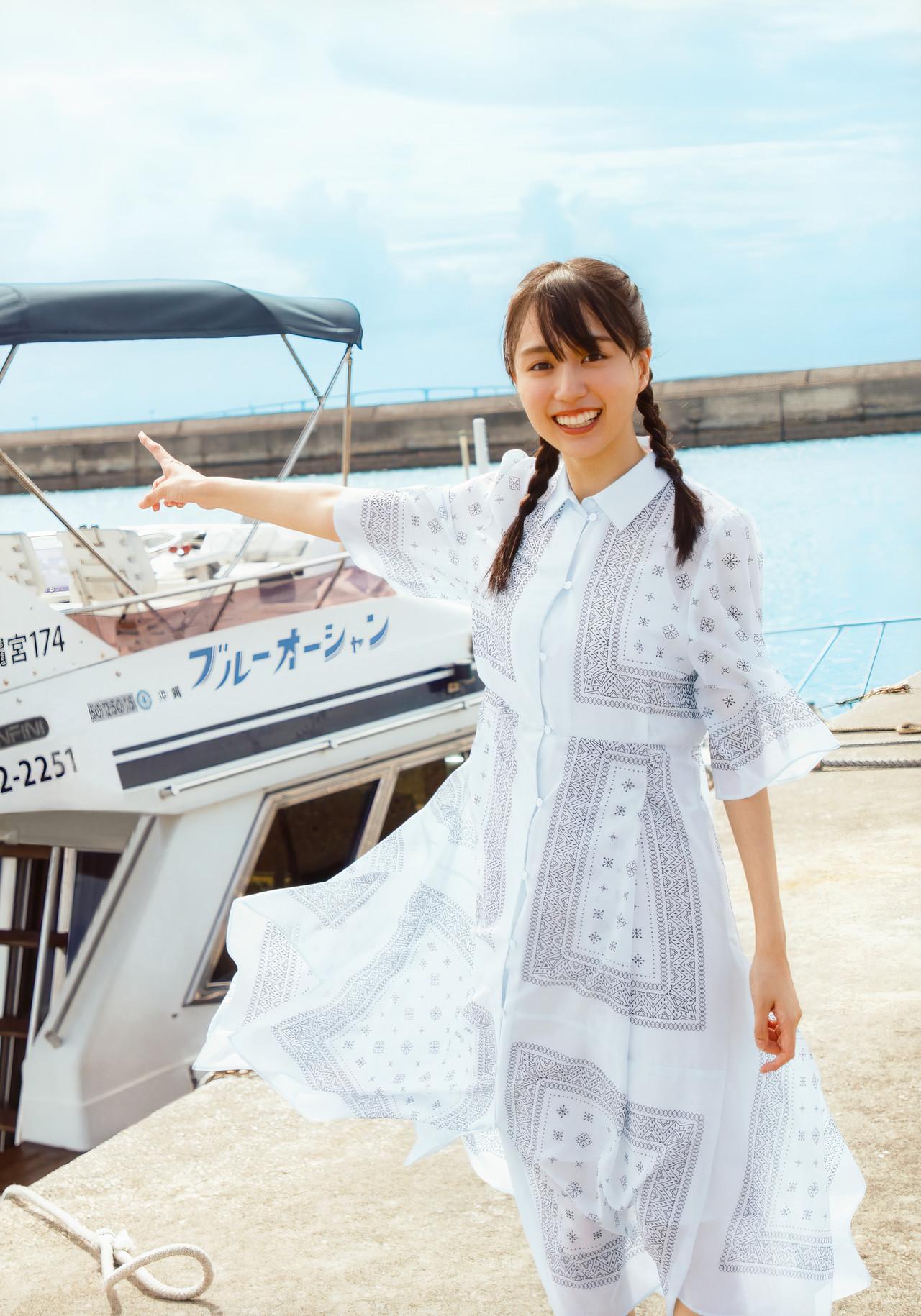 Haruka Kaki 賀喜遥香, 1st写真集 [まっさら] Set.01(42)