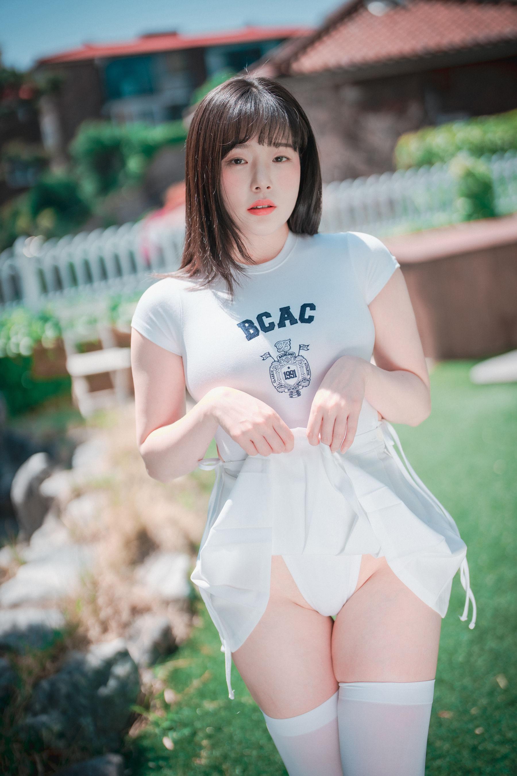 [DJAWA] PIA – Classic Athletic Girl 写真套图(8)