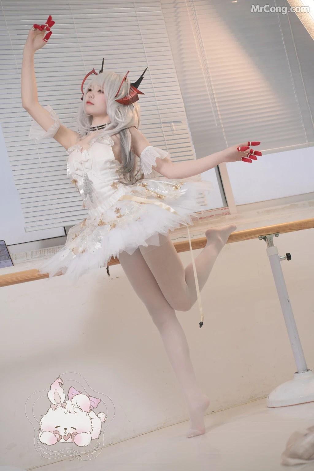 Coser@黏黏团子兔: W天鹅之舞 (55 photos )(29)