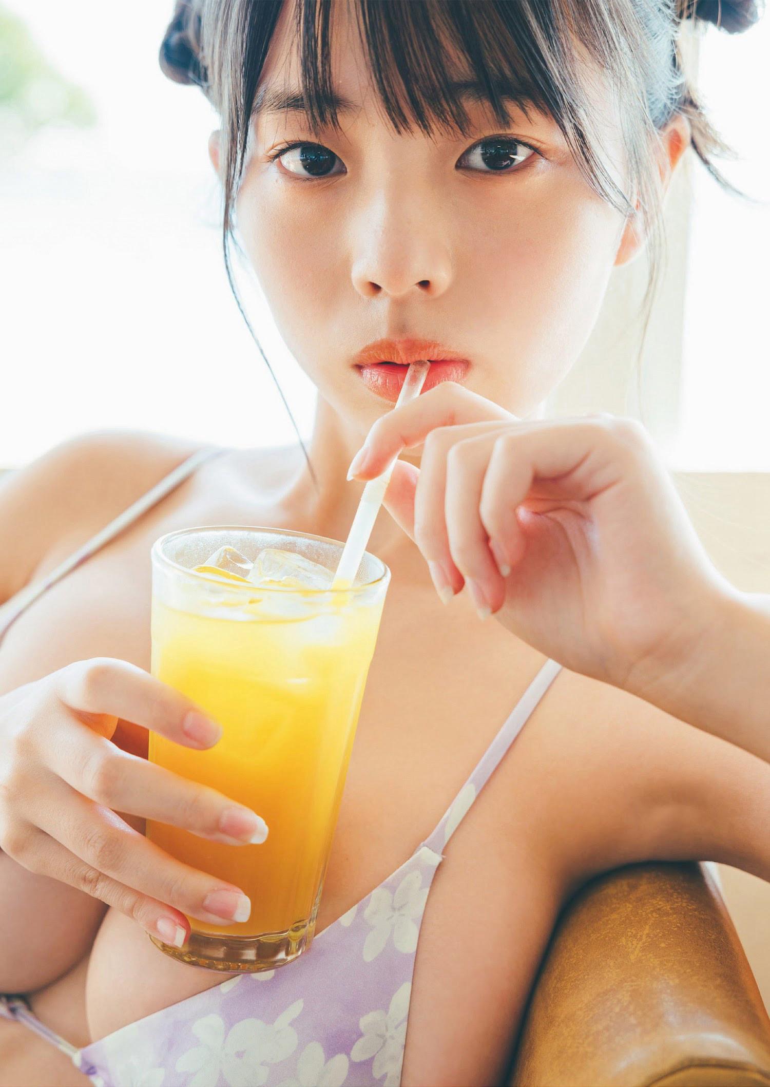 Hina Kikuchi 菊地姫奈, Weekly Playboy 2023 No.08 (週刊プレイボーイ 2023年8号)(14)