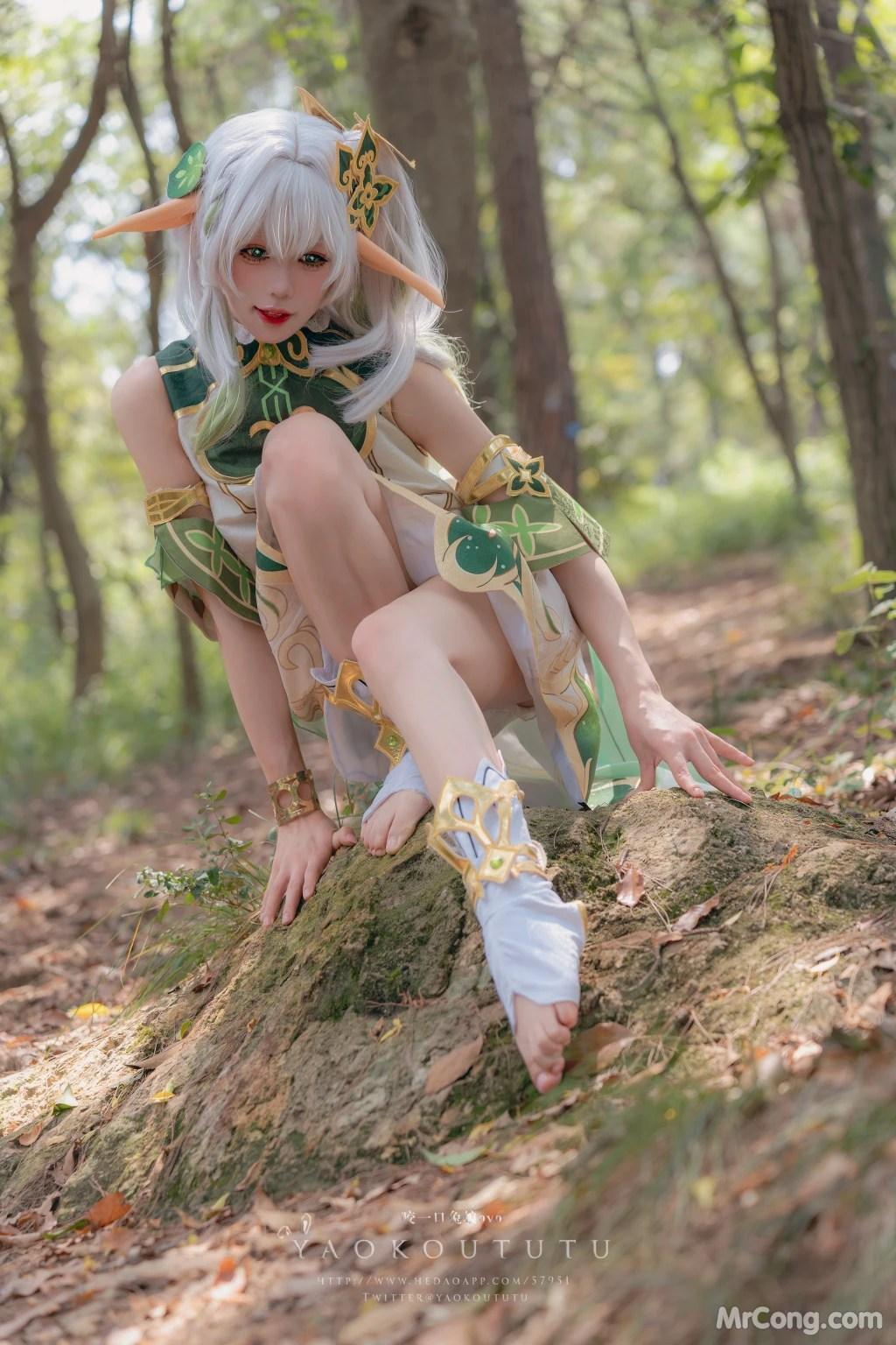 Coser@黏黏团子兔: 万年萝莉纳西妲&0.2s (65 photos )(3)