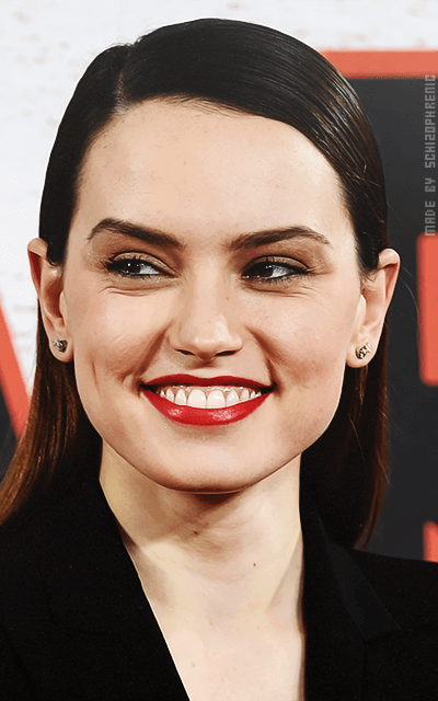 Daisy Ridley B1NfQ6SV_o