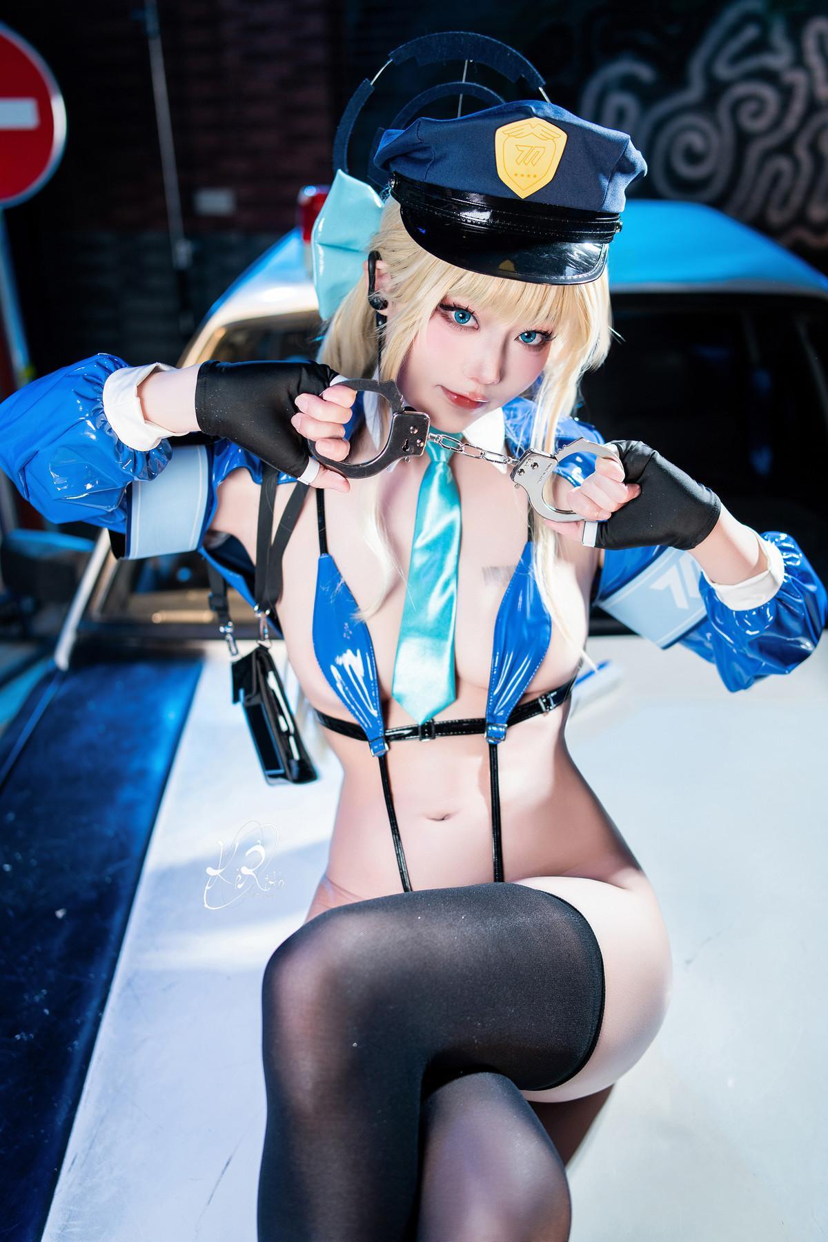 Cosplay 切切Celia Toki Police(22)