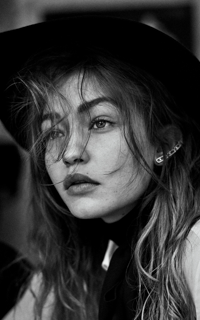 Gigi Hadid - Page 2 5SMk8wgW_o