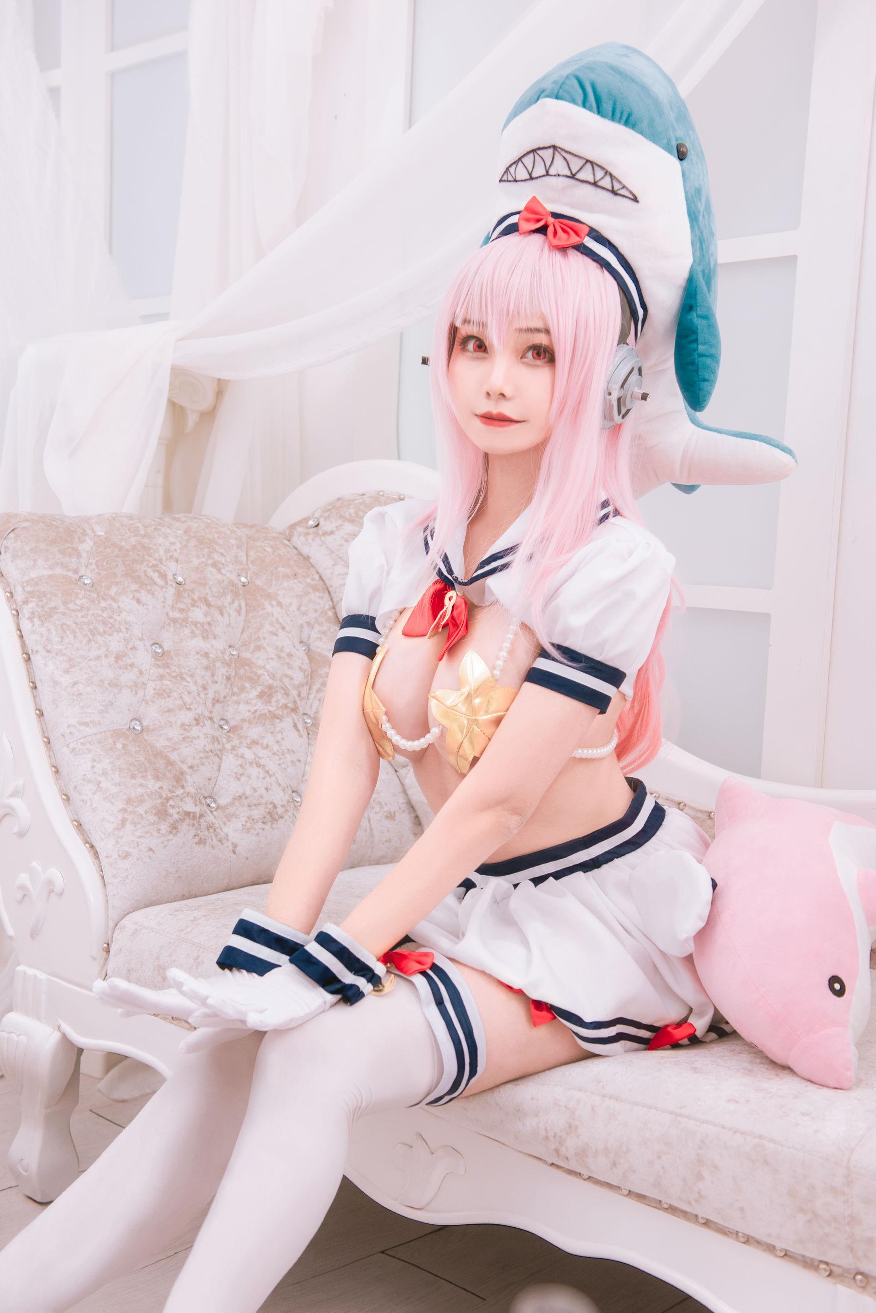 [Cosplay] 萌系小姐姐蜜汁猫裘 – 索尼子双鱼座