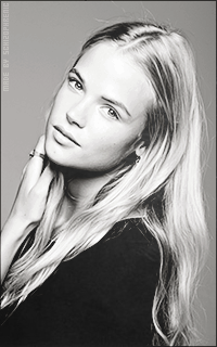 Gabriella Wilde SYiNgmsi_o