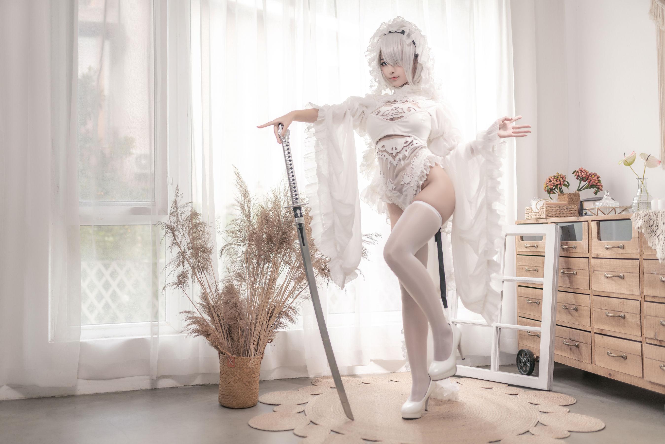 [Cosplay] 蠢沫沫 – 尼尔纪元 白花嫁 写真套图(6)