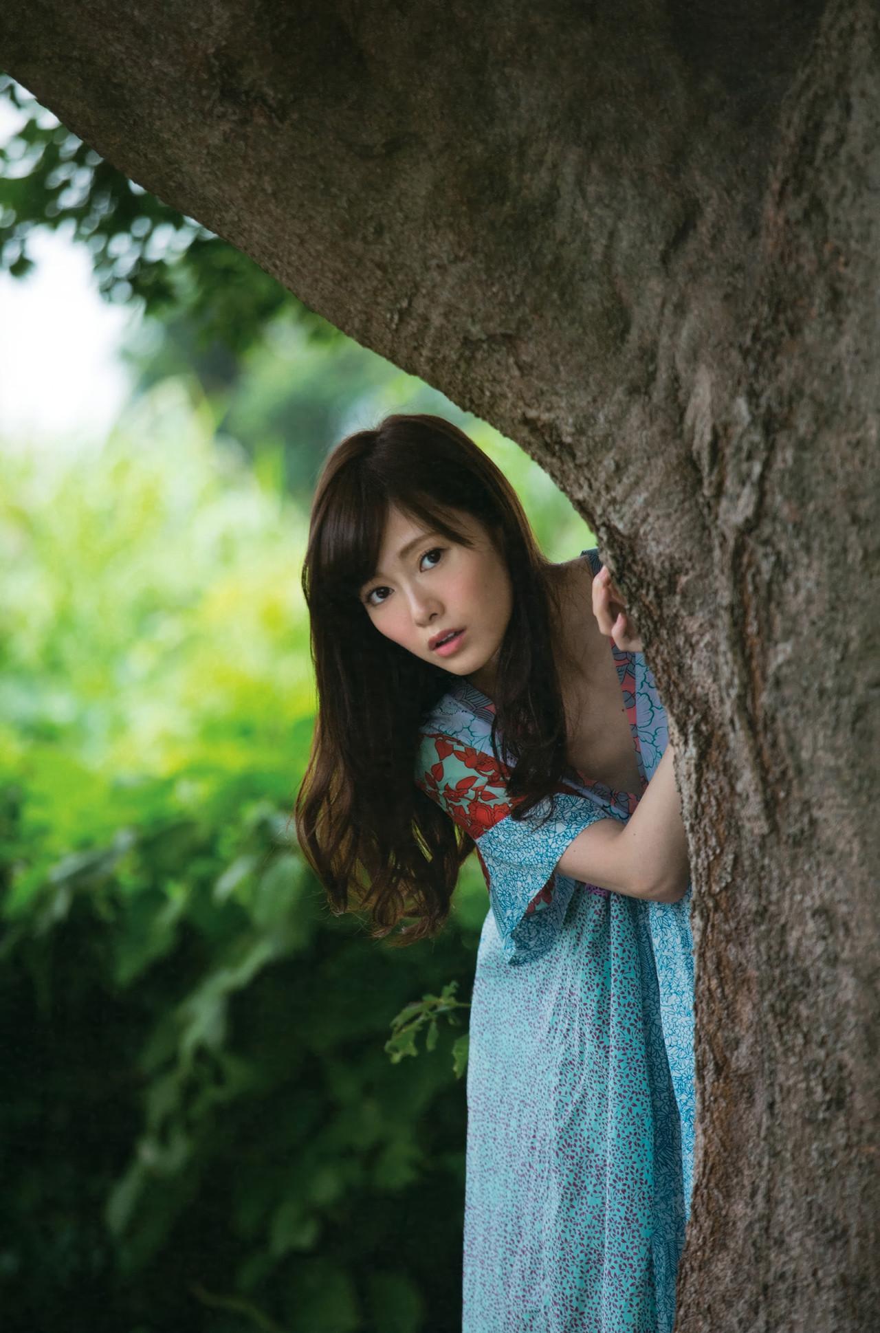 Mai Shiraishi 白石麻衣, ファースト写真集 「清純な大人」 Set.01(12)