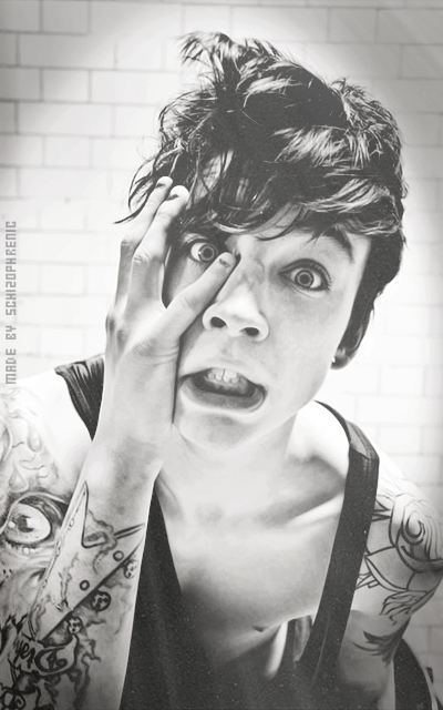 Ash Stymest WWWuvk81_o