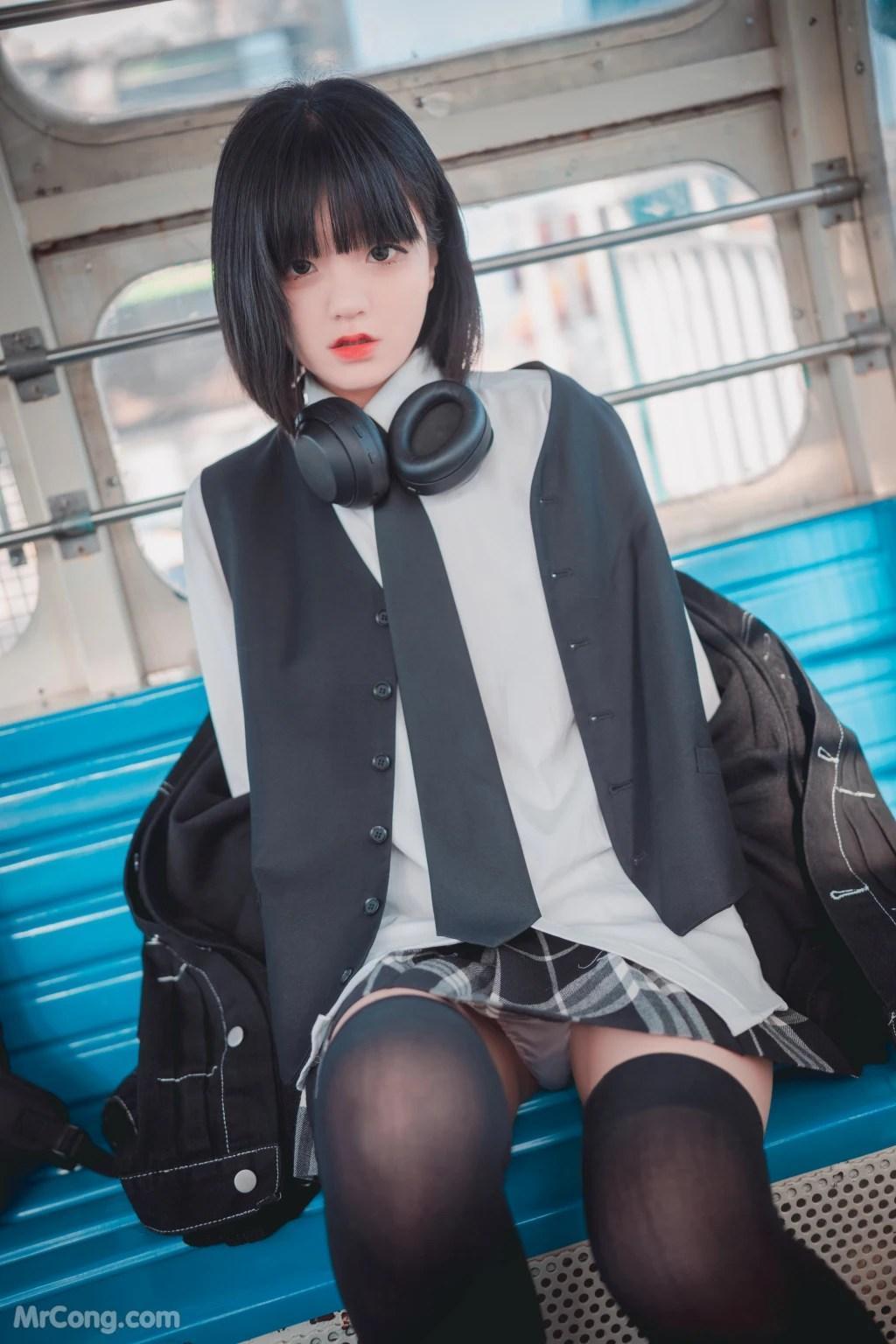 DJAWA Photo - Jeong Jenny (정제니): "Theme Park Girl" (162 photos)(52)