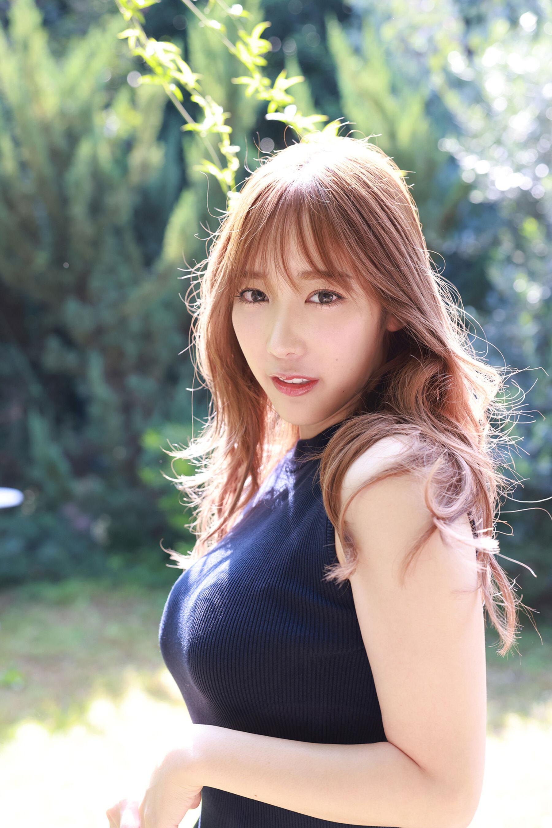 FLASHデジタル写真集 小宵虎南《とろふわH乳ヌード》(4)