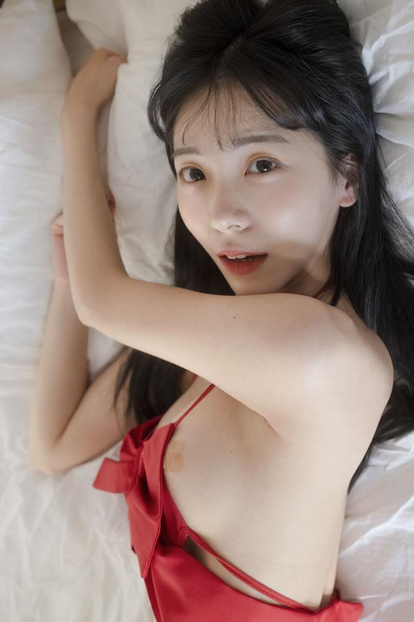 极品辣妹Leeesovely李素英私拍写真集2(22)