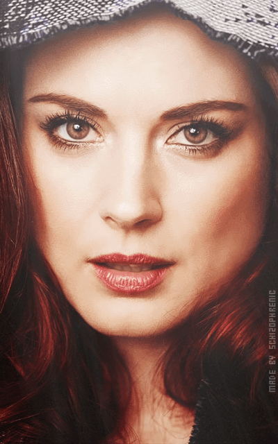 Alexandra Breckenridge APBhdVSy_o