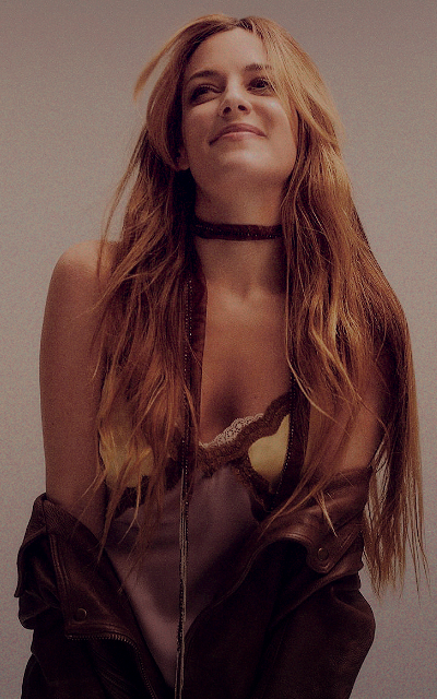 Riley Keough - Page 3 P3lrszX4_o