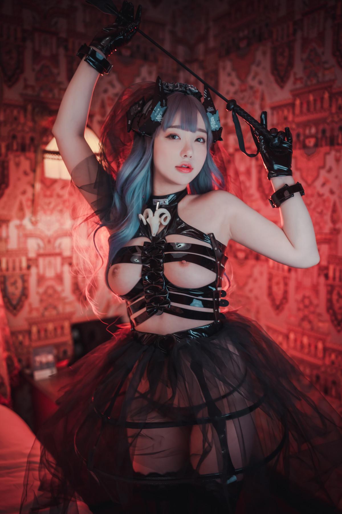 Son Yeeun 손예은, [DJAWA] Succubus-Party (+S.Ver) Set.01(19)