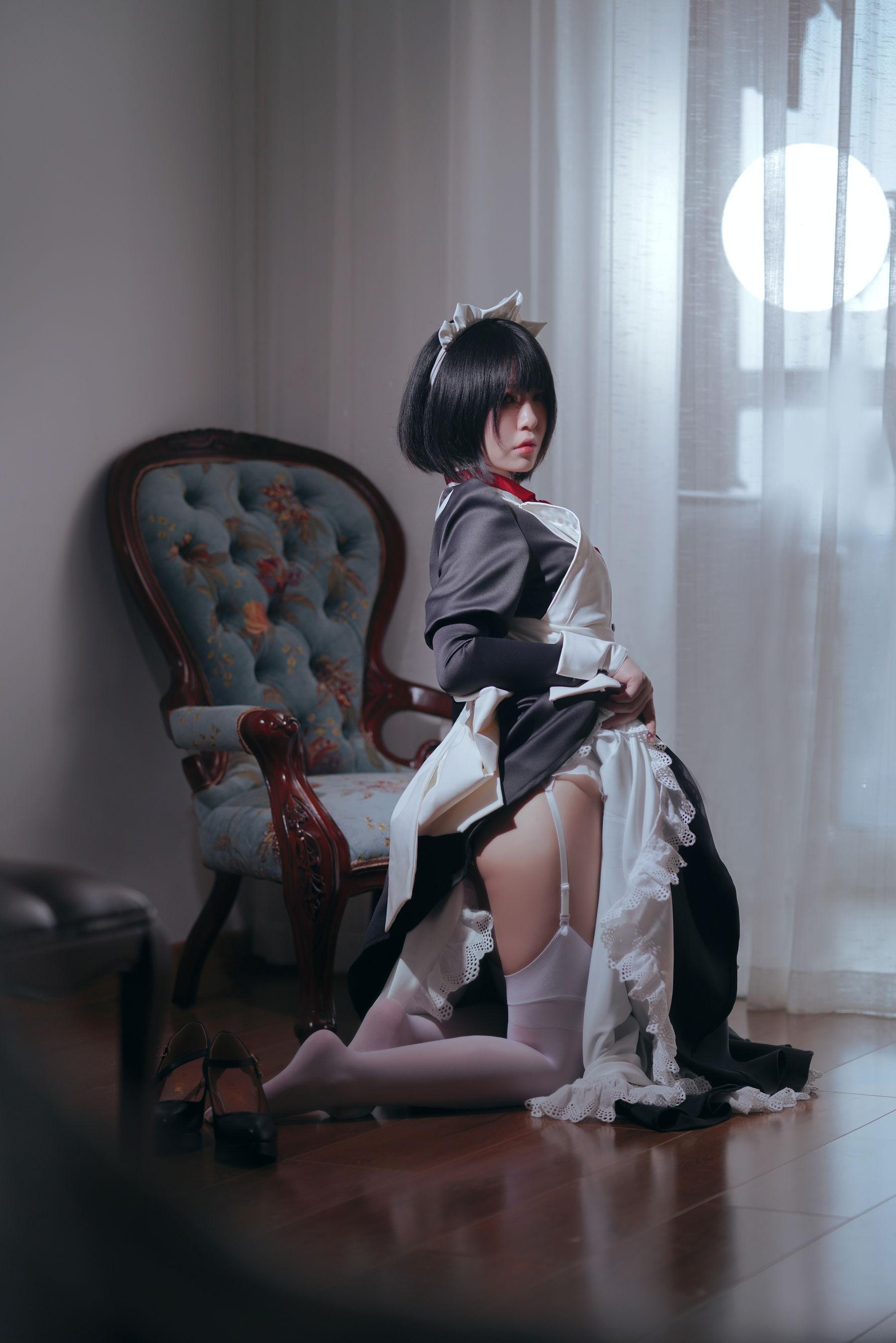 [美女Coser] 半半子 《 嫌パン メイド》 写真集(37)