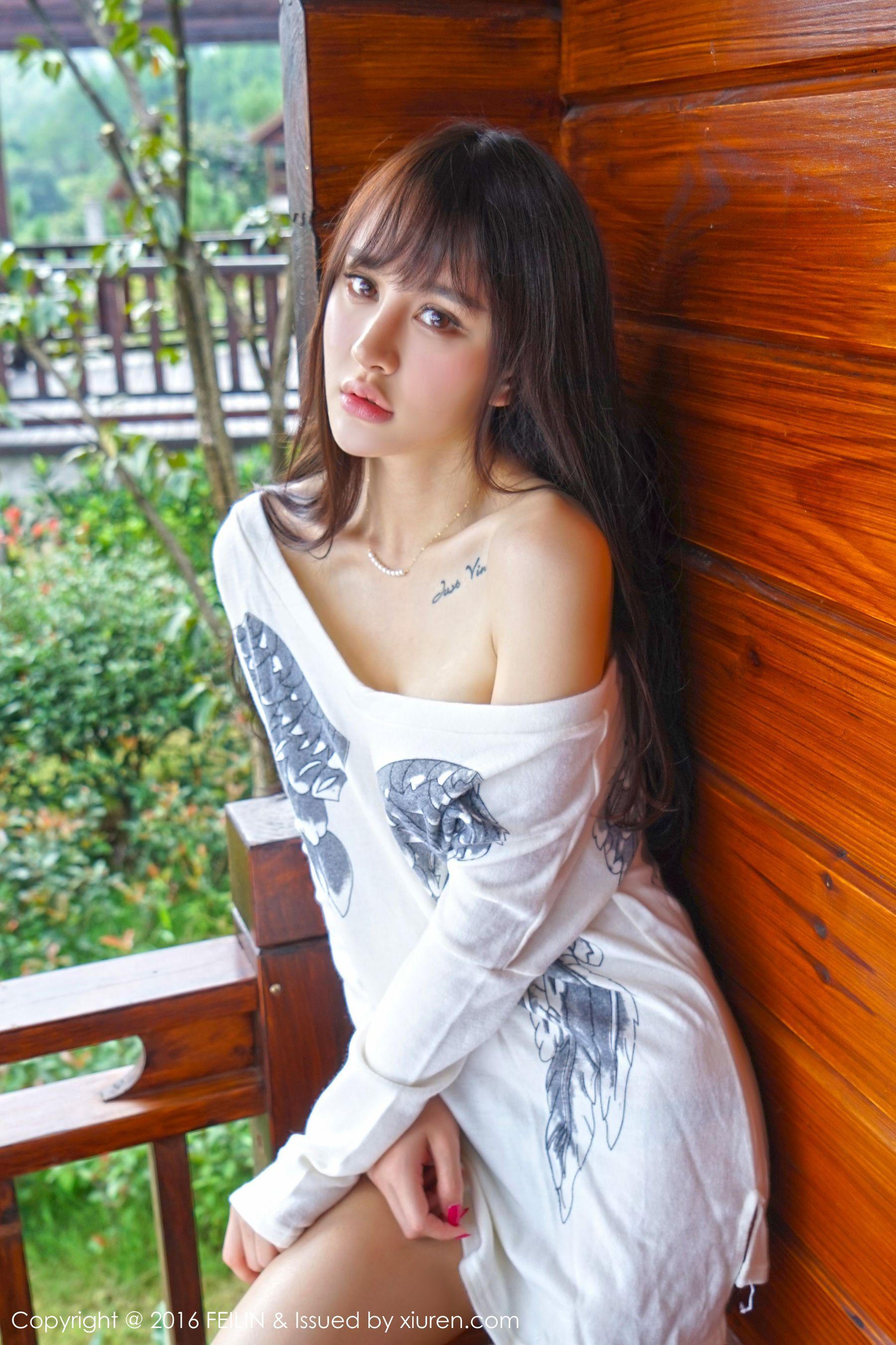 Cheryl青树《2套性感服饰》 [嗲囡囡FEILIN] Vol.053 写真集(12)