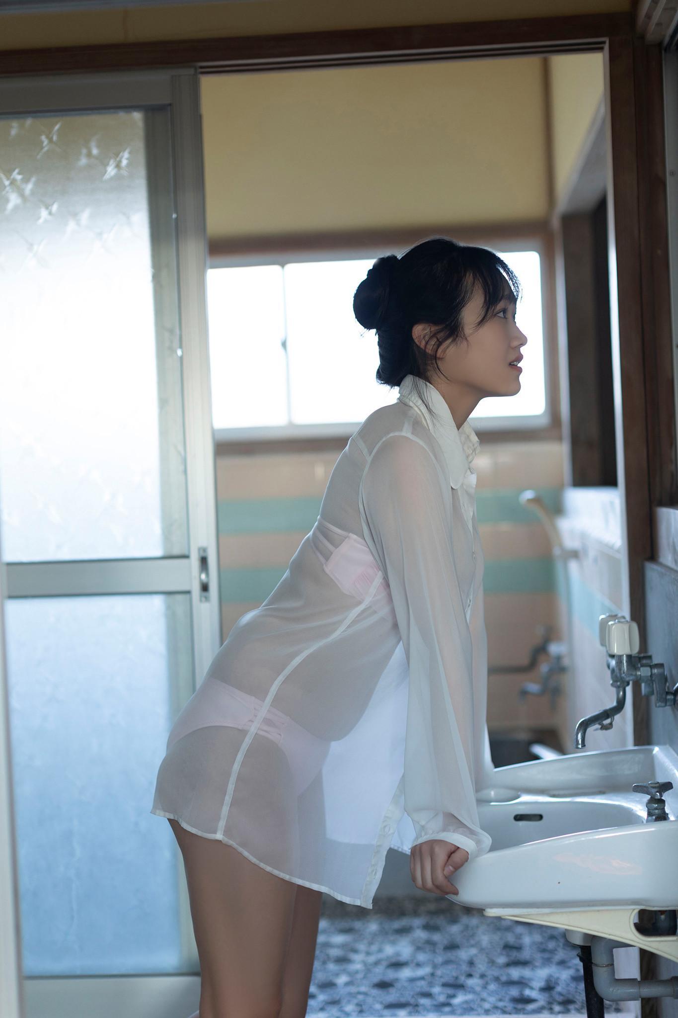 Riho Okumura 奥村梨穂, 週刊現代デジタル写真集 『もう、どぎゃんすっと？』 Set.03(5)