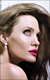 Angelina Jolie 2QuThZ6E_o