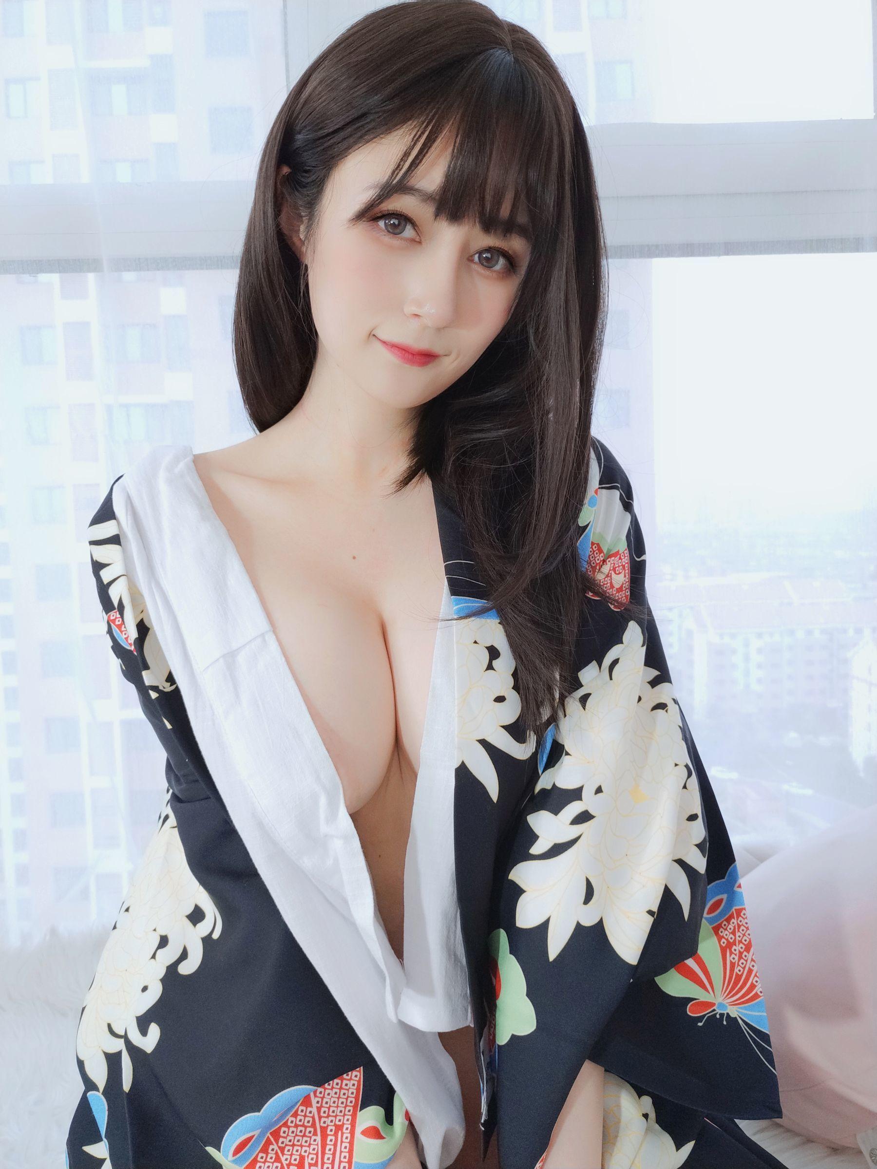 [网红COSER写真] 白银 – 和服下的秘密(45)