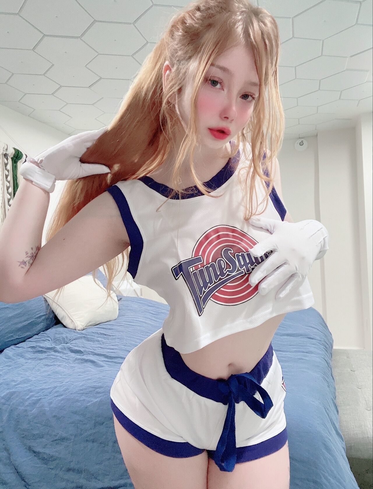 Diovana Konigsreuter - Lola Bunny
