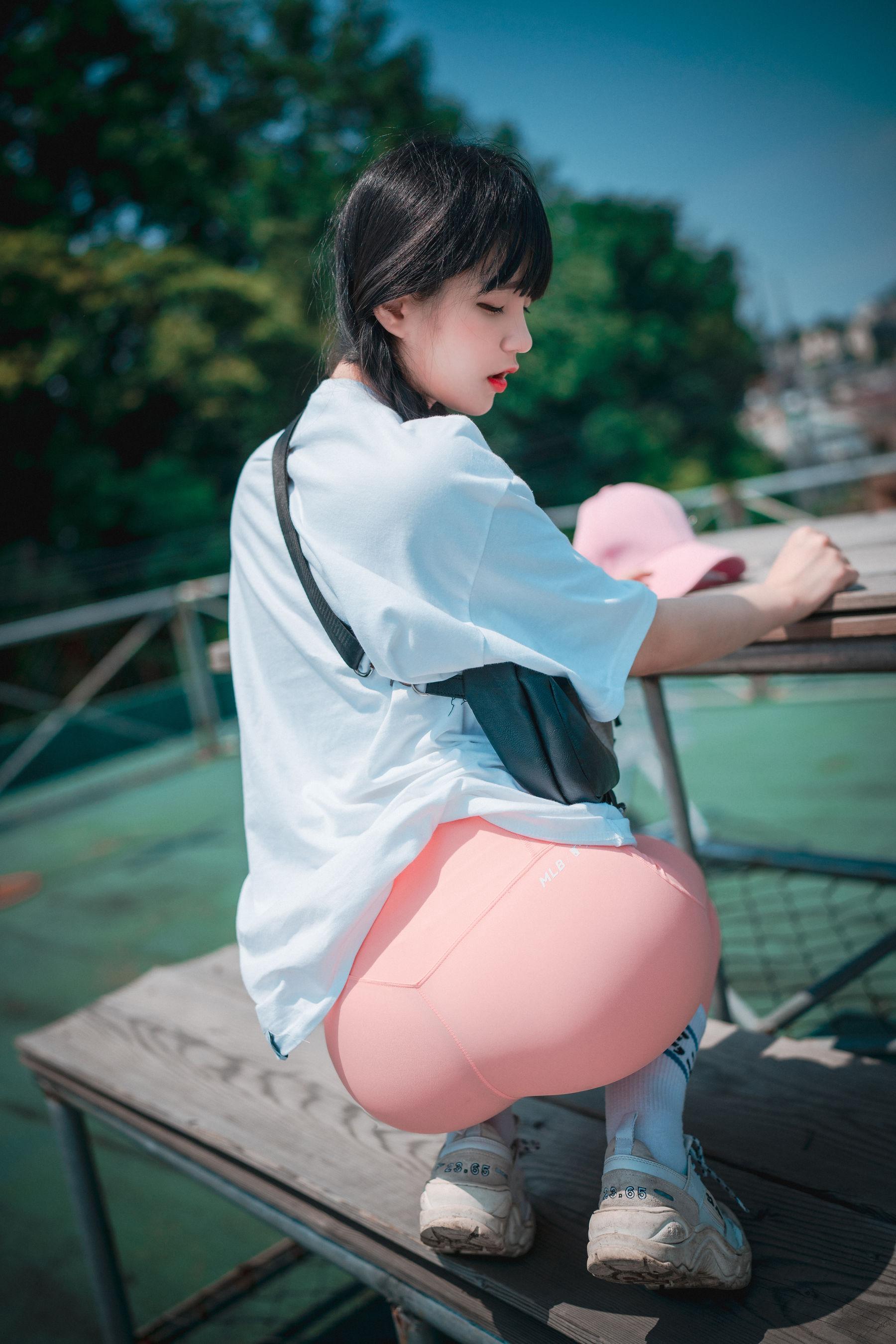 [DJAWA] Jenny – Loose and Tight Pink 写真套图(74)