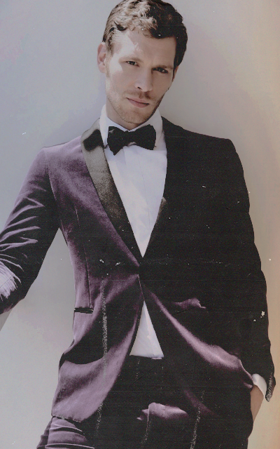 Joseph Morgan WAYZsTHj_o