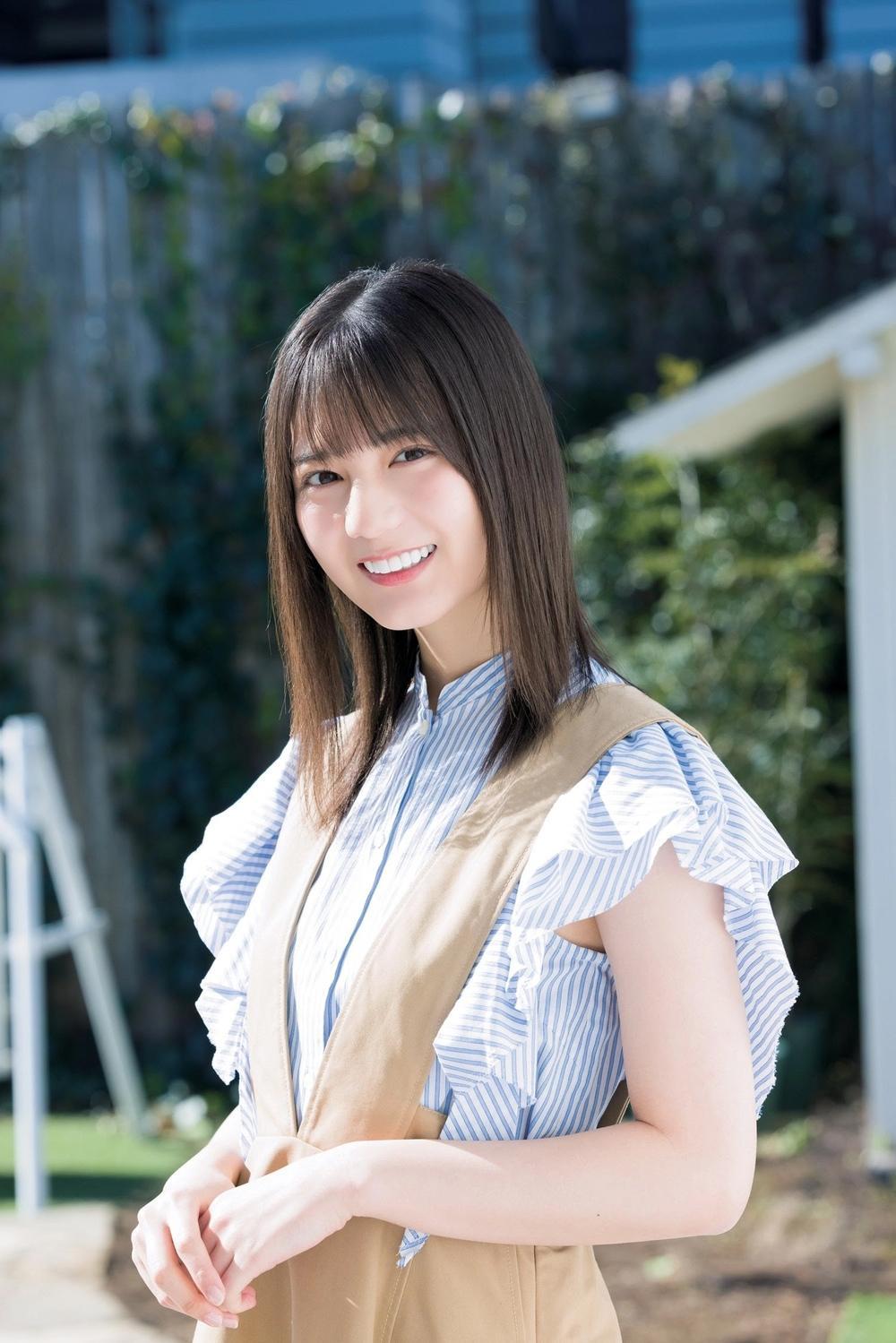 Nao Kosaka 小坂菜緒, Shonen Sunday 2021 No.22-23 (週刊少年サンデー 2021年22-23号)(5)