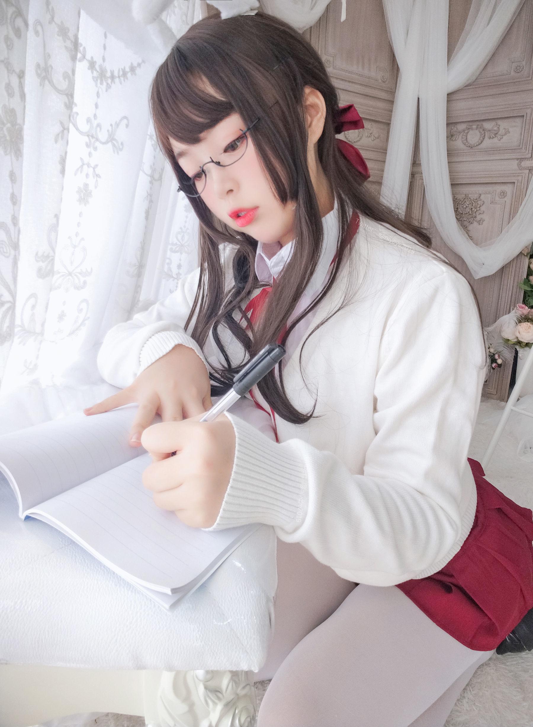 [网红COSER] 萌系小姐姐-白烨- – 发情期 写真集(26)