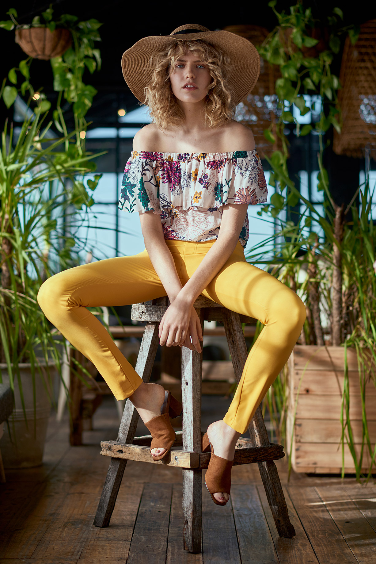 Julieta Hooft by Nicolas Vera / Paradox lookbook spring-summer 2018 Julieta Hooft by Nicolas Vera / Paradox lookbook spring-summer 2018