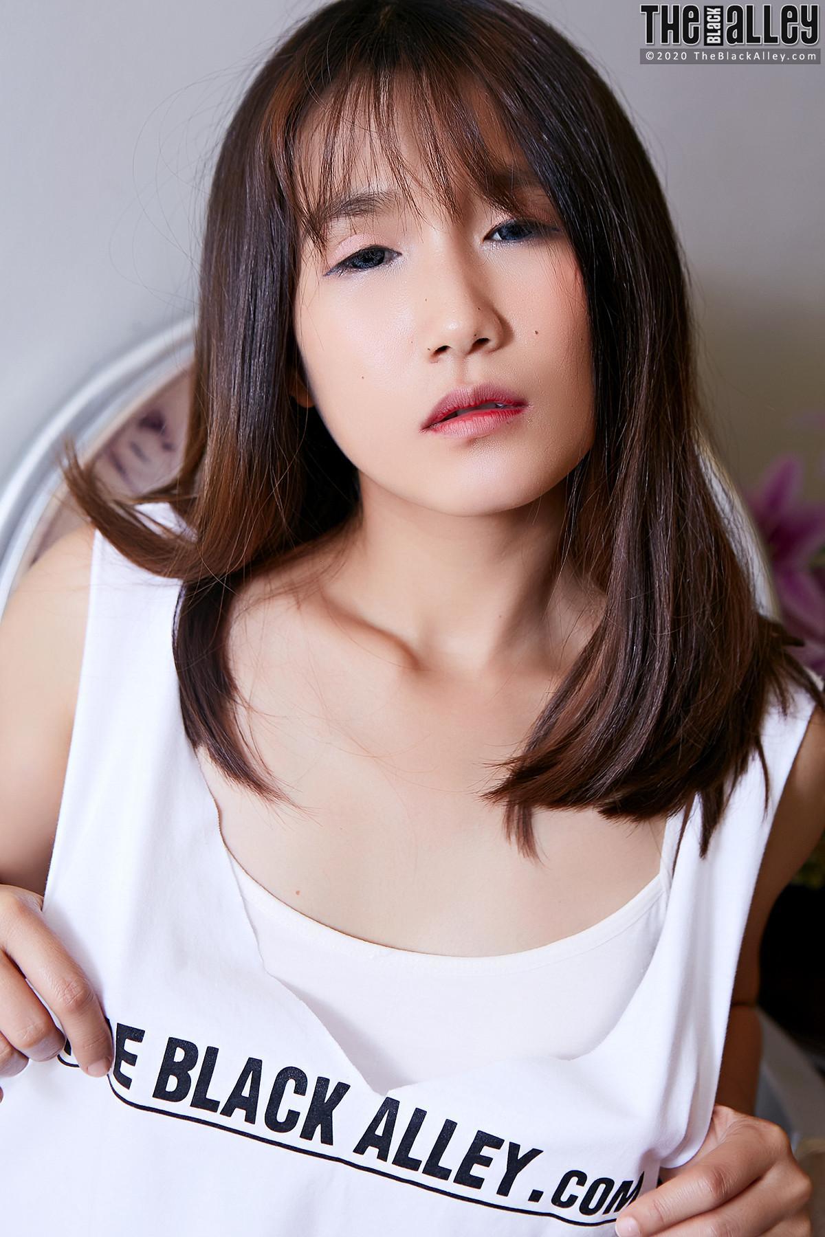 Chia Ling The Black Alley Photobook Set.33(16)