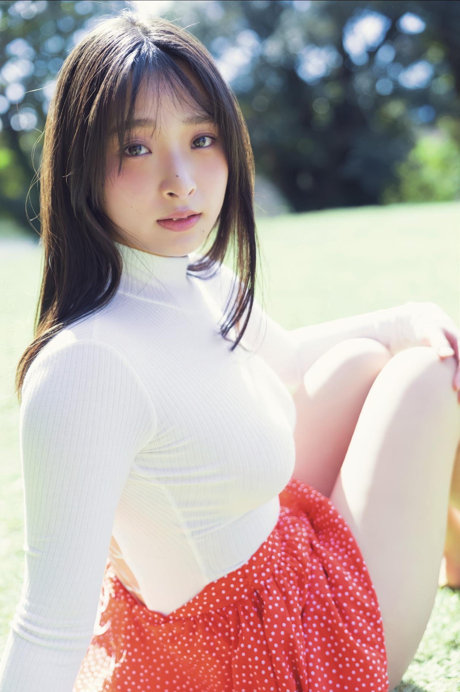 Misaki Sawa 沢美沙樹, FLASH 2025.04.08 (フラッシュ 2025年4月8日号)(14)