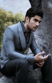 D.J. Cotrona FPtZb0u9_o