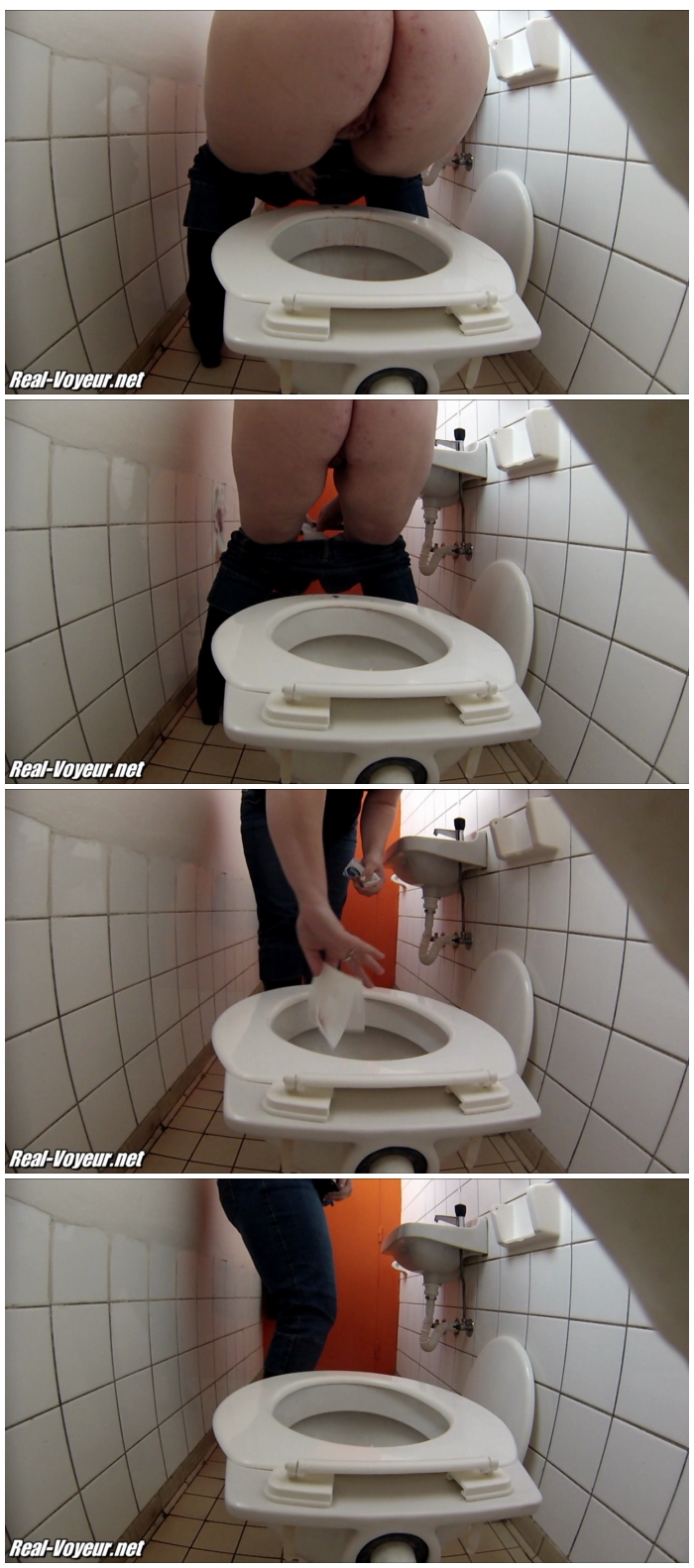 Voyeur Pissing, Toilet Hidden Cams Page 36 Sex-Forum image photo