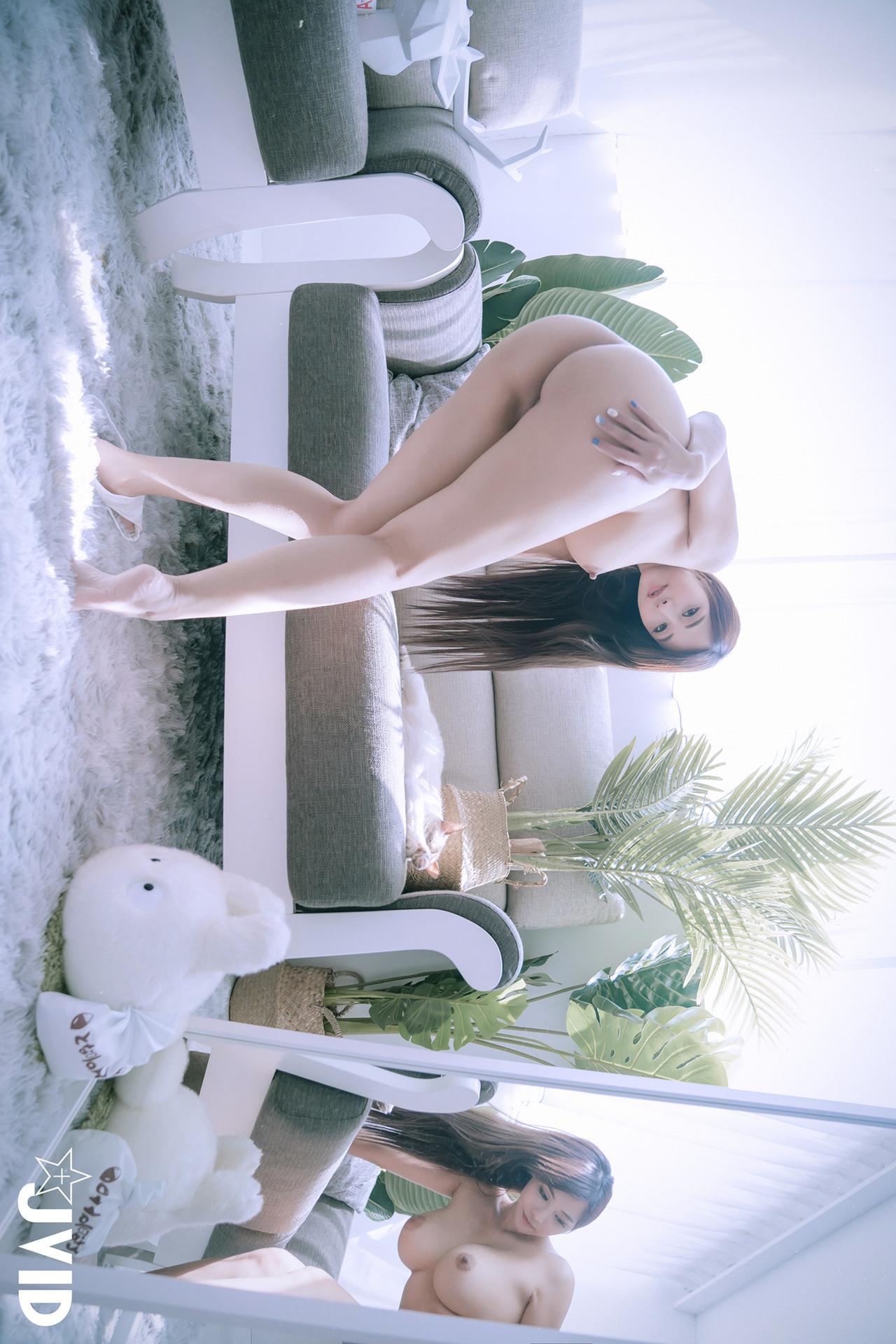 JVID Lele 樂樂 美巨乳樂樂最新力作，性感晨光，等你一起來滾床 Set.04(6)
