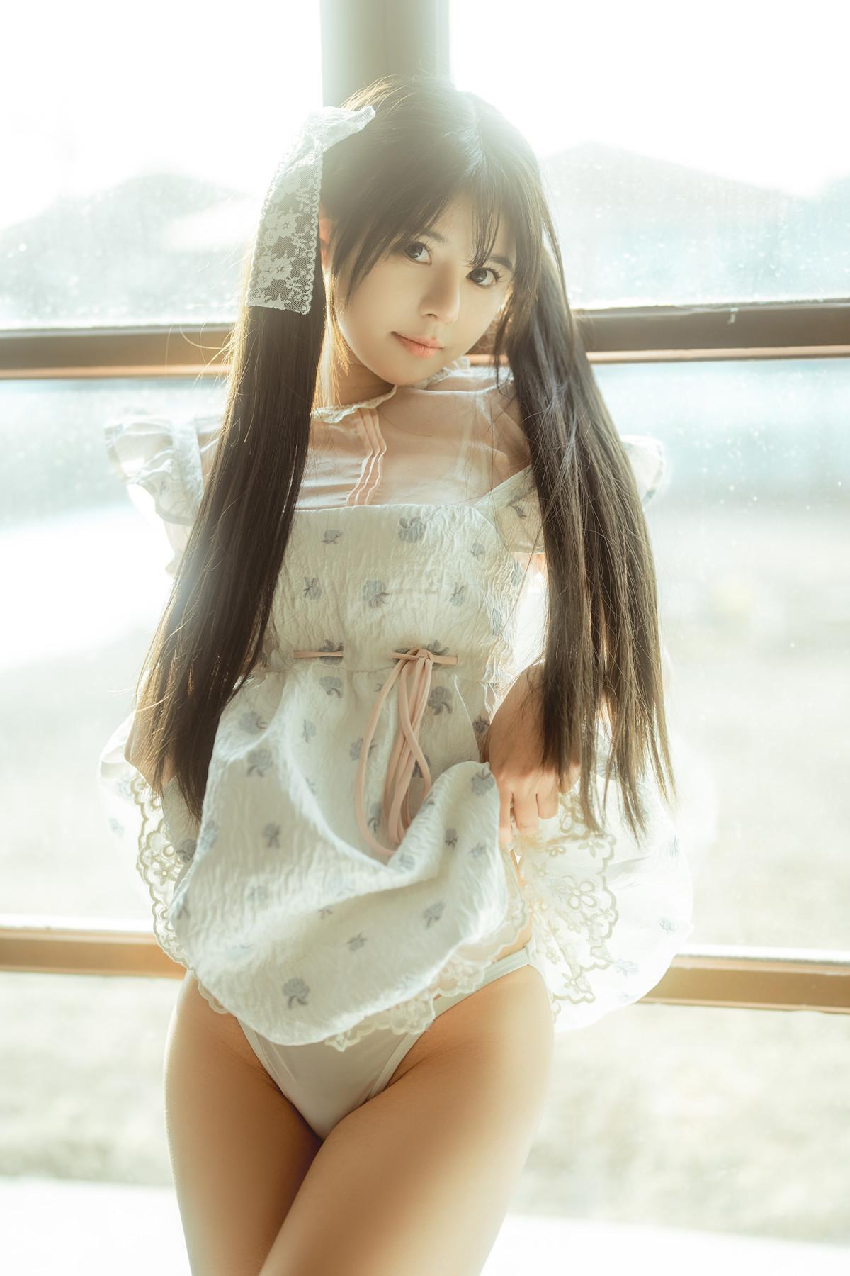 Cosplay Rua阮阮 花房 小裙子(24)