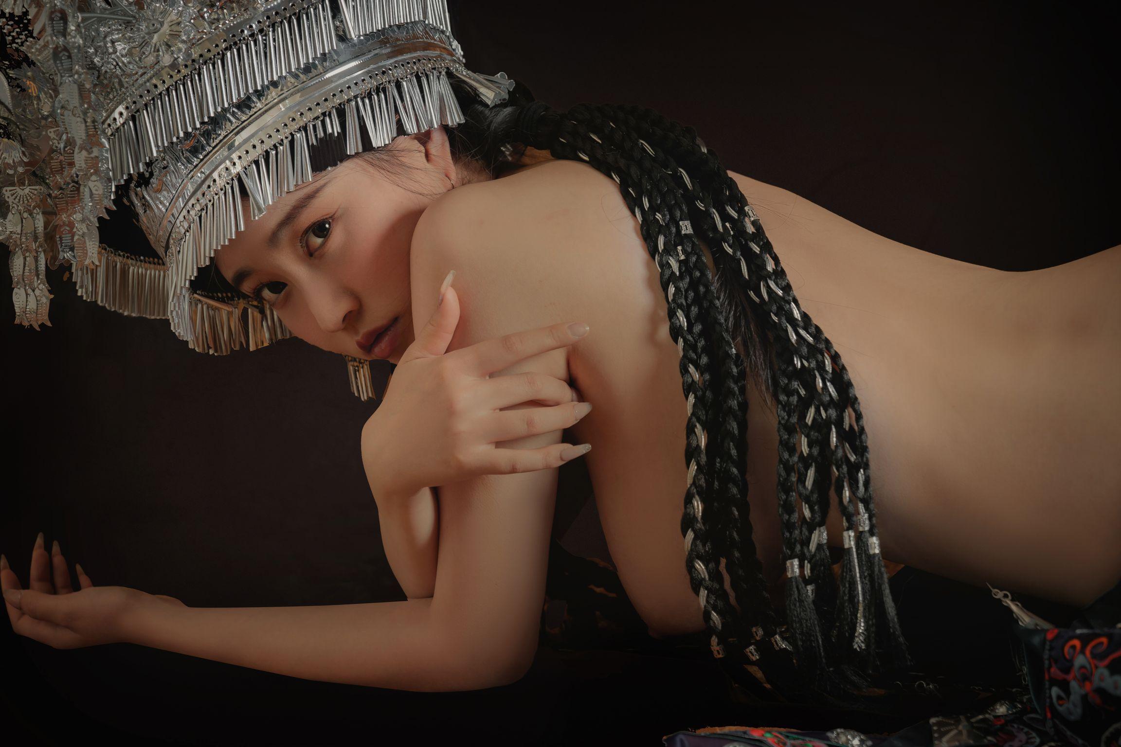 Coser@年年Nnian: 苗疆女孩 (50 photos)(44)