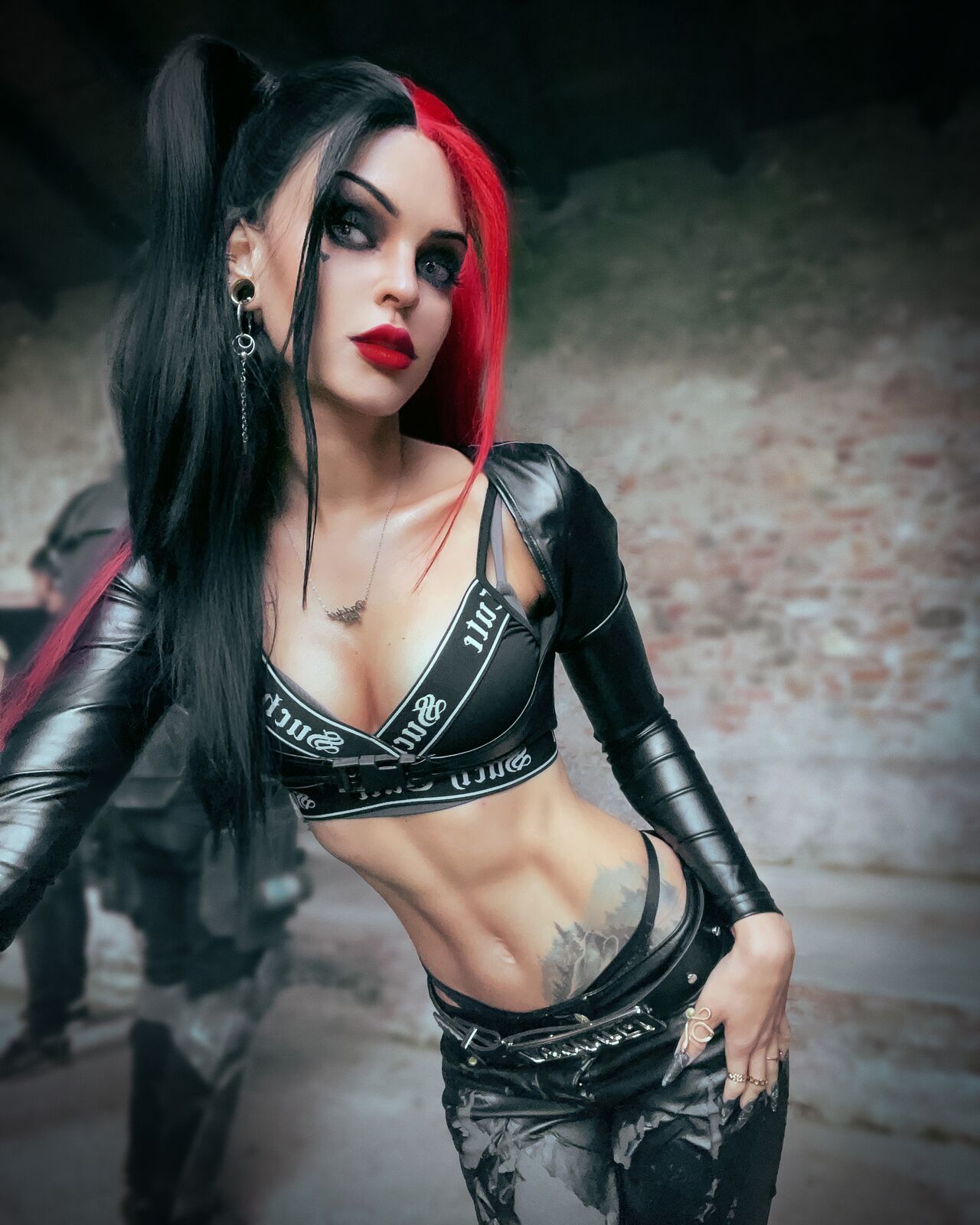 Andrasta - Harley Quinn Selfies