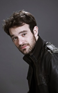 Charlie Cox WAQKeZdE_o