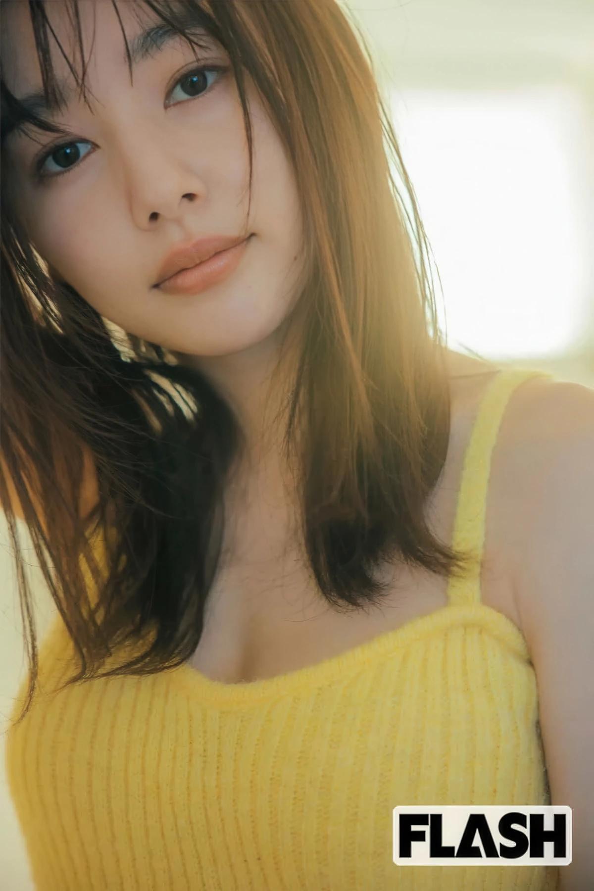 Hinako Sakurai 桜井日奈子, FLASH 2025.09.02 (フラッシュ 2025年9月2日号)(8)