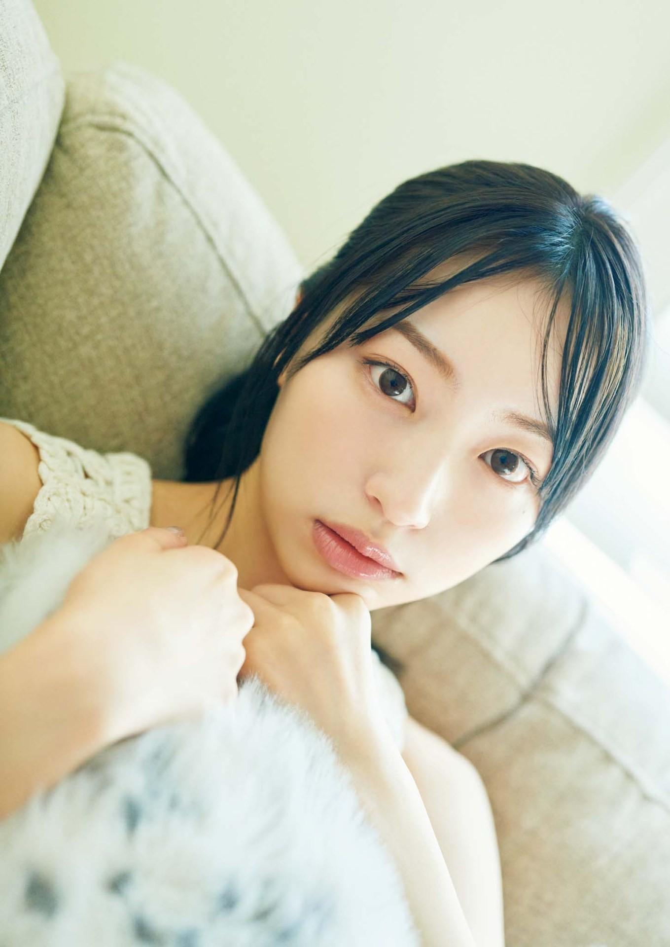 Yuka Hayashi 林佑香, Big Comic Spirits 2024 No.39 (ビッグコミックスピリッツ 2024年39号)(8)