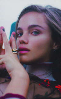 JENA GOLDSACK JIWdWnhM_o