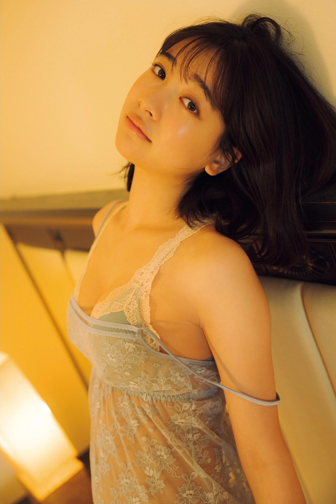 Maya Imamori 今森茉耶, 1st写真集 「恋がはじまクる」 Set.03(10)