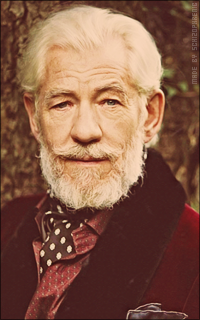 Ian McKellen 9EEPLLgj_o