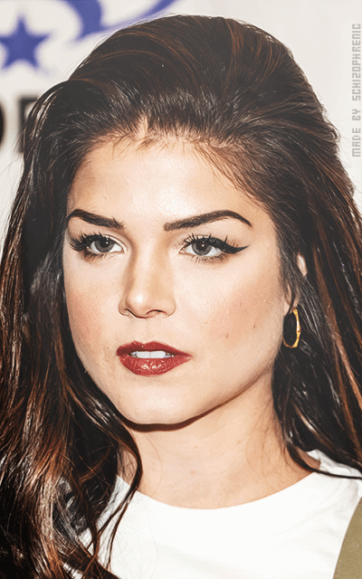 Marie Avgeropoulos - Page 2 T1MPBgYp_o