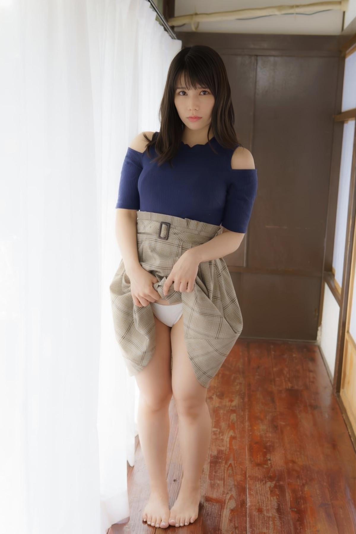 Yuka Aragaki 新垣優香, 写真集 「ミルキーグラマーが止まらない」 Set.02(6)
