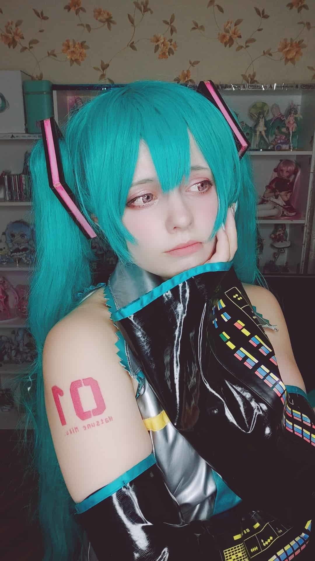 Saya Scarlet