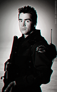 Colin Farrell - Page 2 GtUvD5oX_o