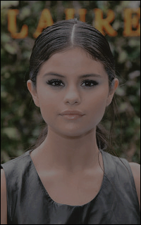 Selena Gomez EJSgIIV1_o