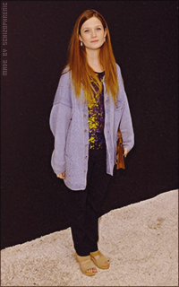 Bonnie Wright 73O9l3XY_o